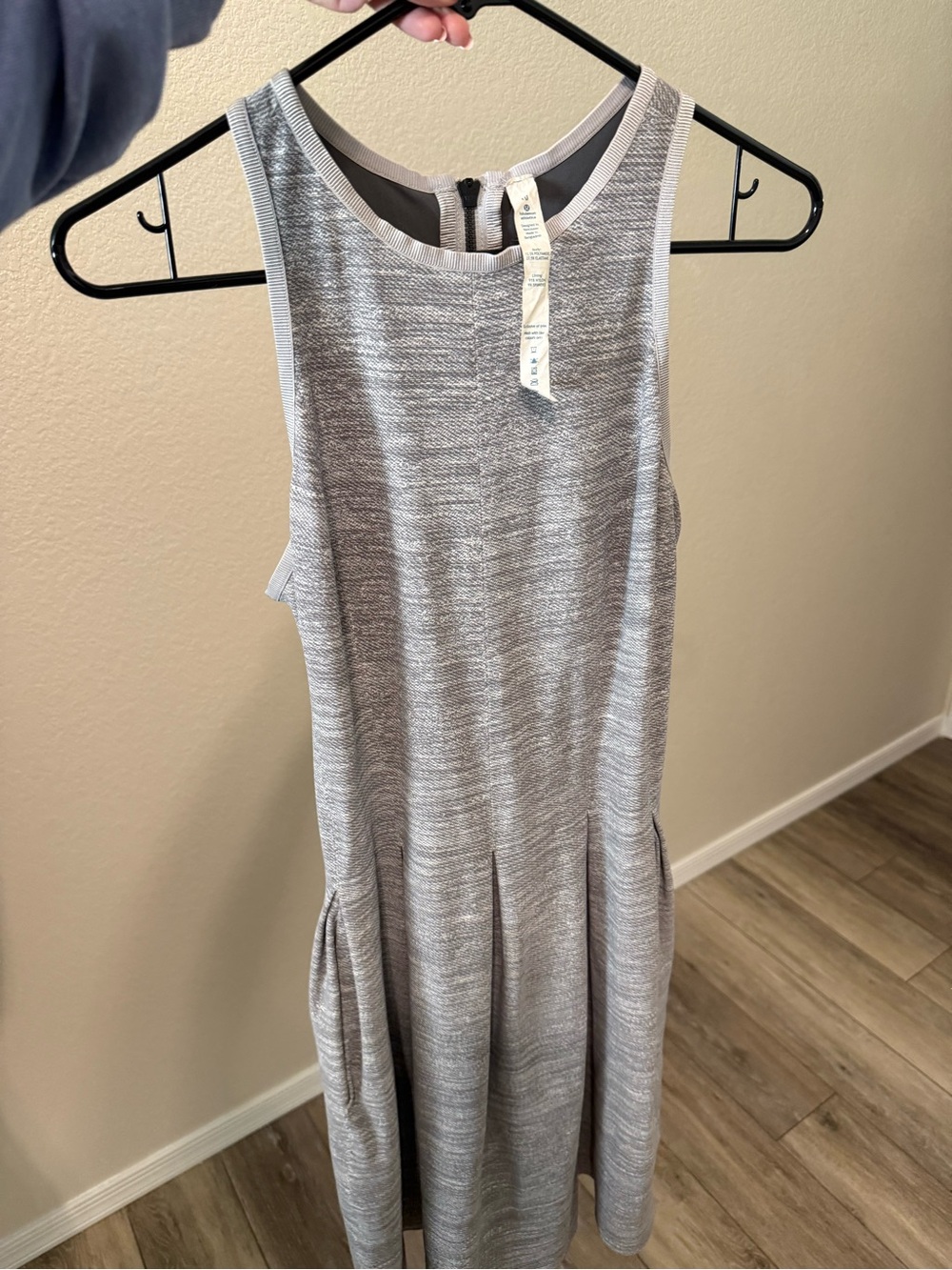 🩶Lululemon Here to There Dress - Size 10
- color heathered silver - tennis 🩶 - Picture 3 of 10